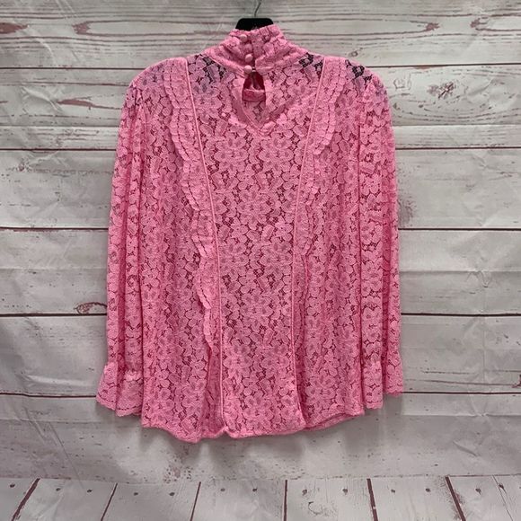 Smythe Pink Scalloped Lace Top Blouse Size Medium Buttoned Cowl Neck Designer - Picture 2 of 7